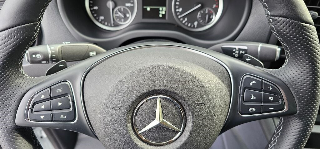 2023 Mercedes-Benz Metris Standard Roof 135" Wheelbase